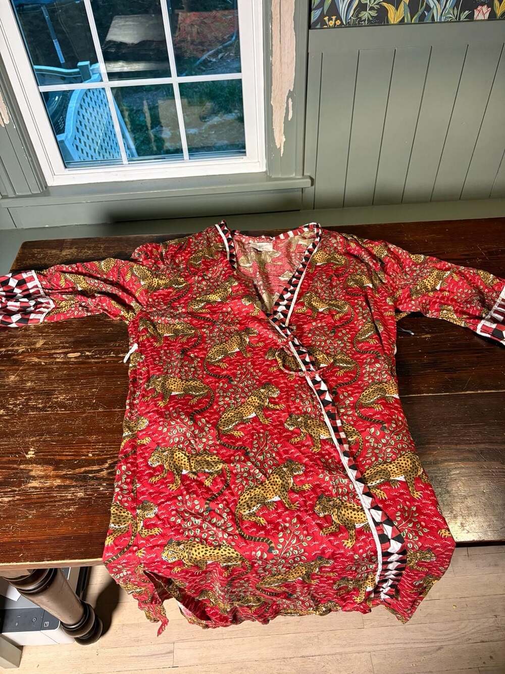 Printfresh Bagheera Eco Satin Robe - Scarlet– ,